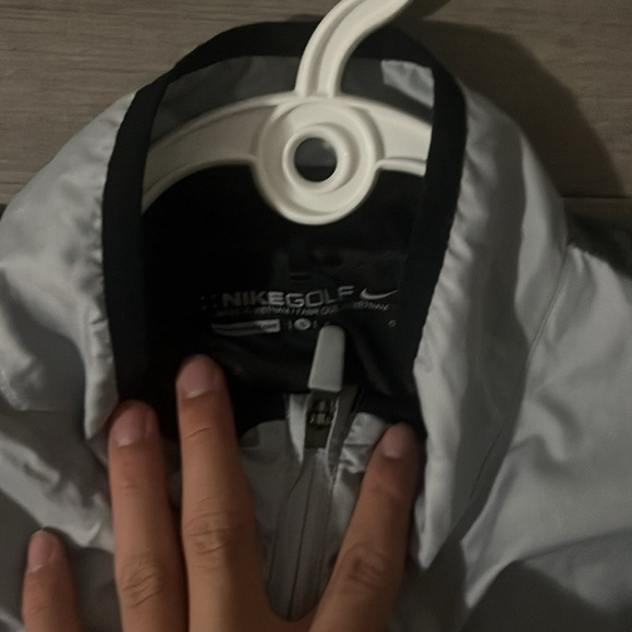 COPY - Nike windbreaker/gold jacket - Picture 2 of 2